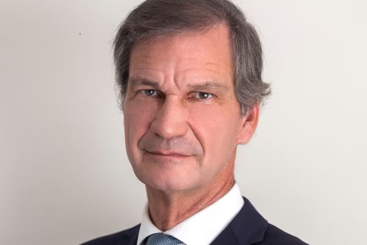 Conrado Estol, neurologista. “A educação precoce reduz uma percentagem significativa do risco de desenvolver demência”