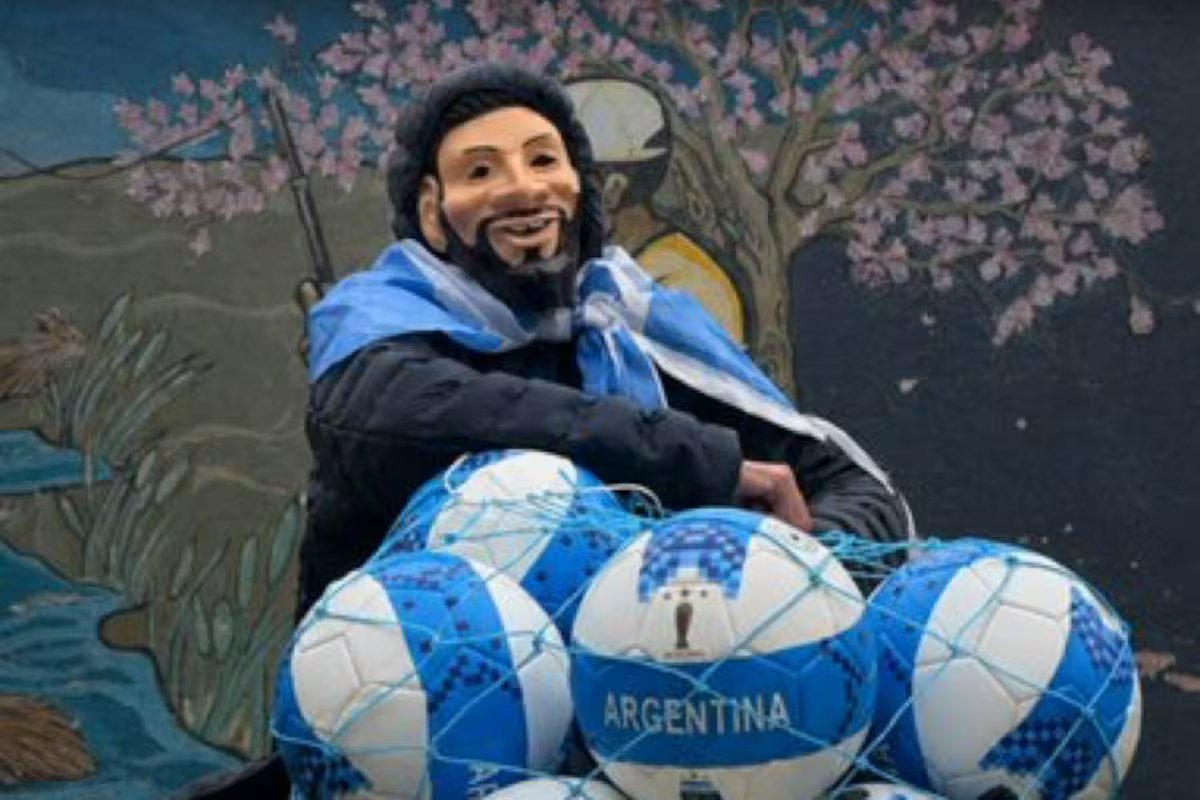A deputada liberal Virginia Gallardo dançou e se vestiu de Messi para ‘ganhar’ a Copa do Mundo.