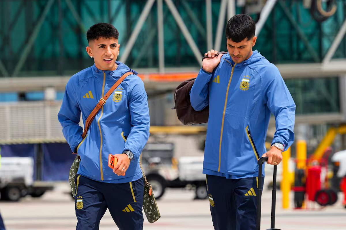 A despedida emocionada de Exequiel Palacios à família antes de partir para a Copa do Mundo com a Argentina