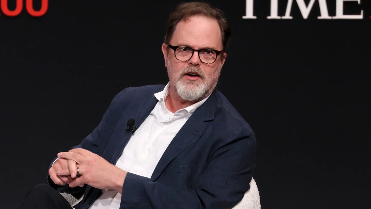 A estrela de ‘The Office’, Rainn Wilson, diz que seria ‘muito difícil’ fazer a sitcom em 2026 por causa de quão ‘politicamente incorreto’ ela era – Just Jared – Celebrity News & Gossip