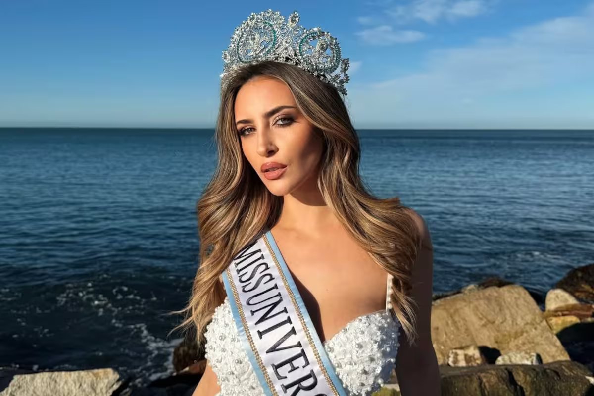 A modelo Miss Universo relatou que um motorista de táxi a atacou quando ela chegou a Mar del Plata.
