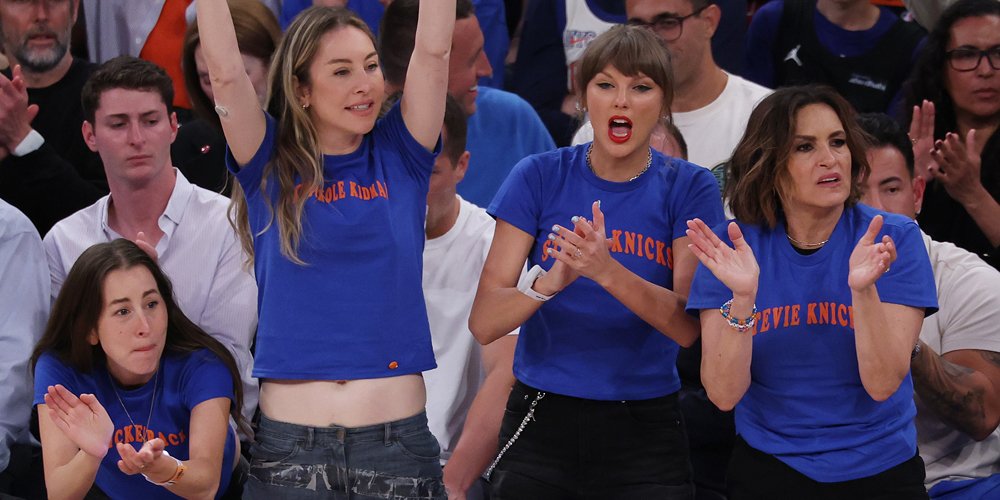 Alana Haim fala como surgiram essas camisas personalizadas dos Knicks e revela o que Taylor Swift enviou para ela – Just Jared – Celebrity News & Gossip