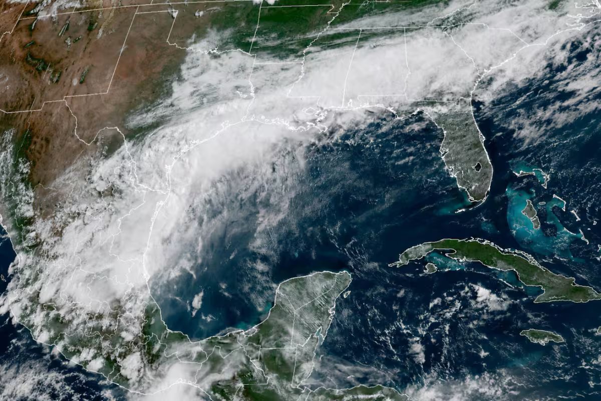 Alerta do NHC para um potencial ciclone tropical no Golfo. perigo para o Texas neste 16 de junho