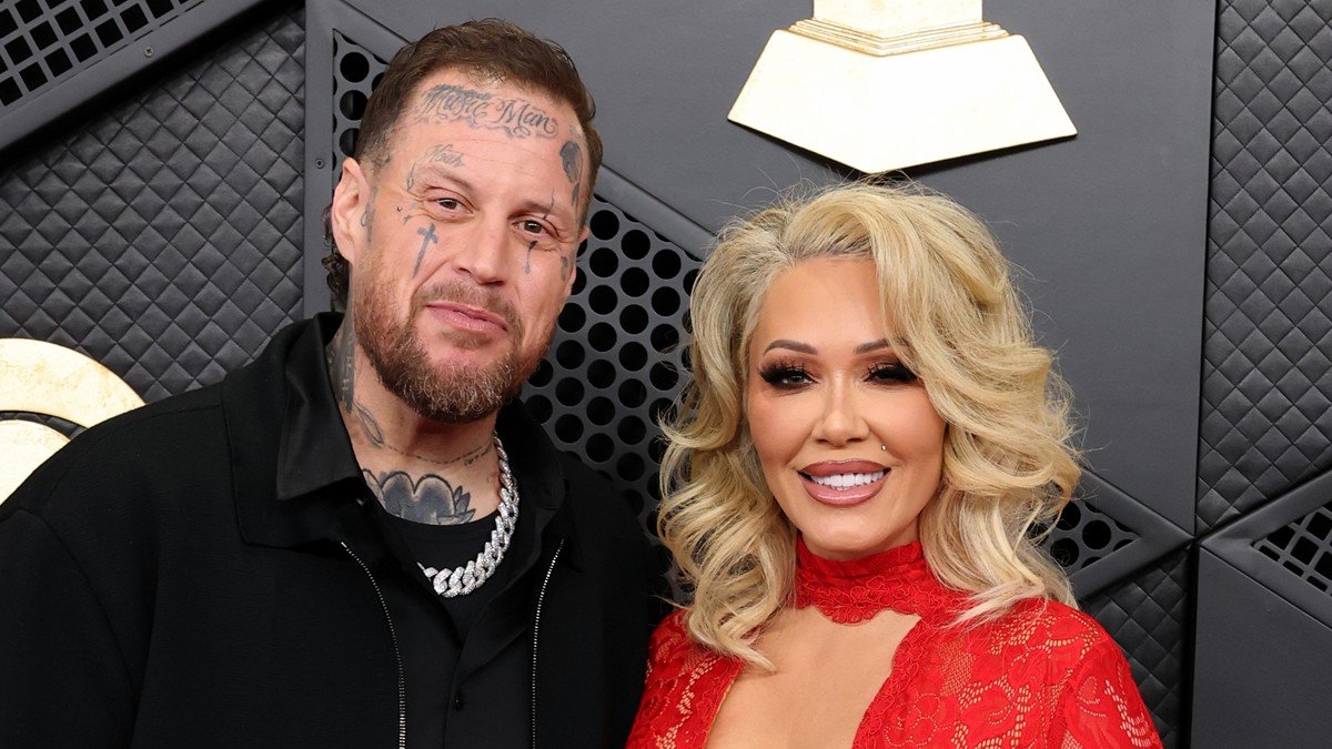 Bunnie Xo revela o que está ganhando no acordo de divórcio de Jelly Roll – Just Jared – Notícias e fofocas de celebridades
