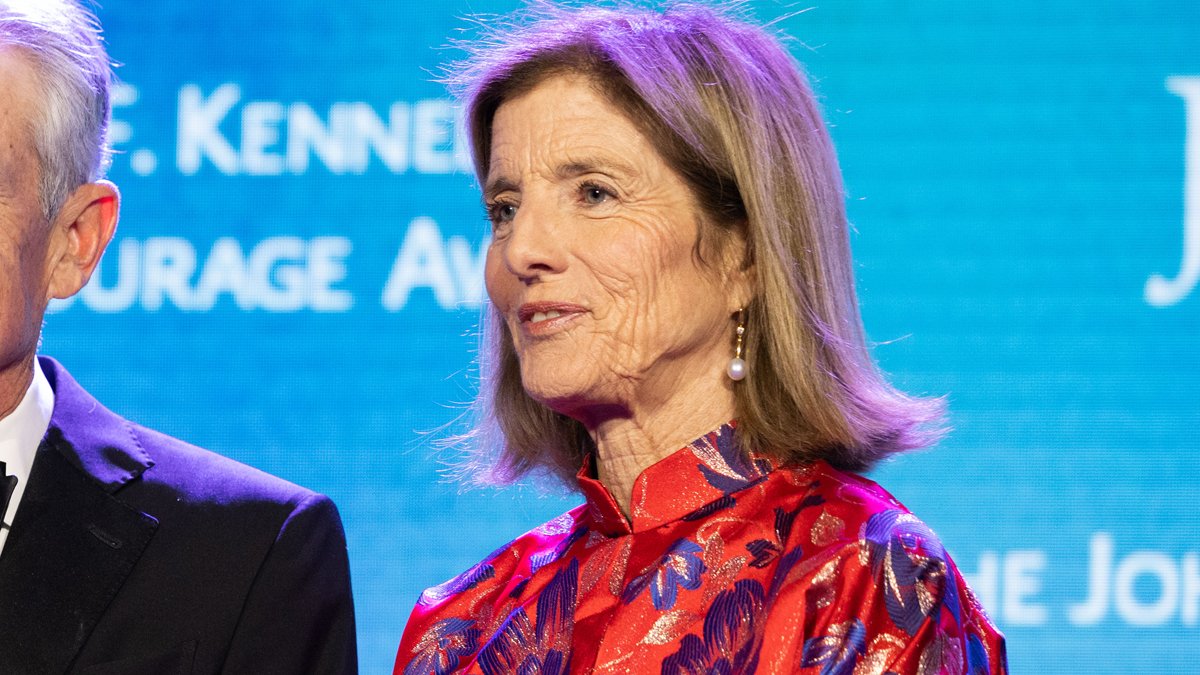 Caroline Kennedy presta uma homenagem comovente à falecida filha Tatiana Schlossberg no JFK Awards – Just Jared – Celebrity News & Gossip
