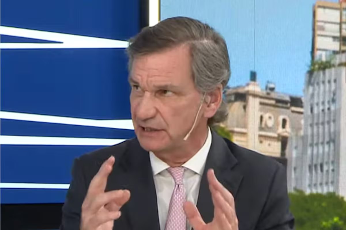 Conrado Estol, neurologista. “A dieta mediterrânica está associada ao menor número de doenças”
