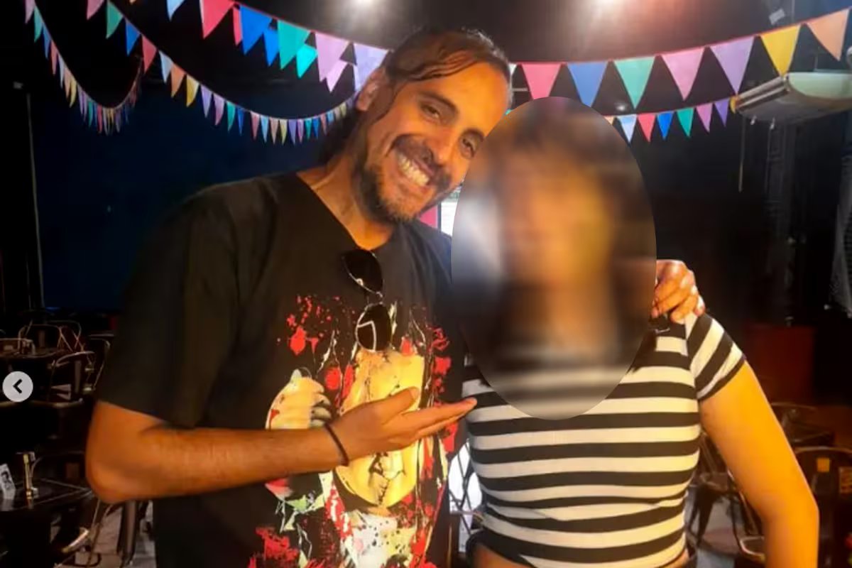 Dez anos de prisão para o ator e stand-up artist que esfaqueou a ex-companheira em Nunez.