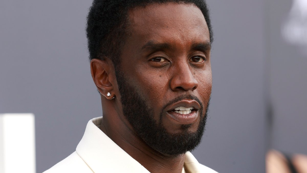 Diddy está sendo processado por ex-ator infantil por suposta agressão sexual – Just Jared – Notícias e fofocas de celebridades
