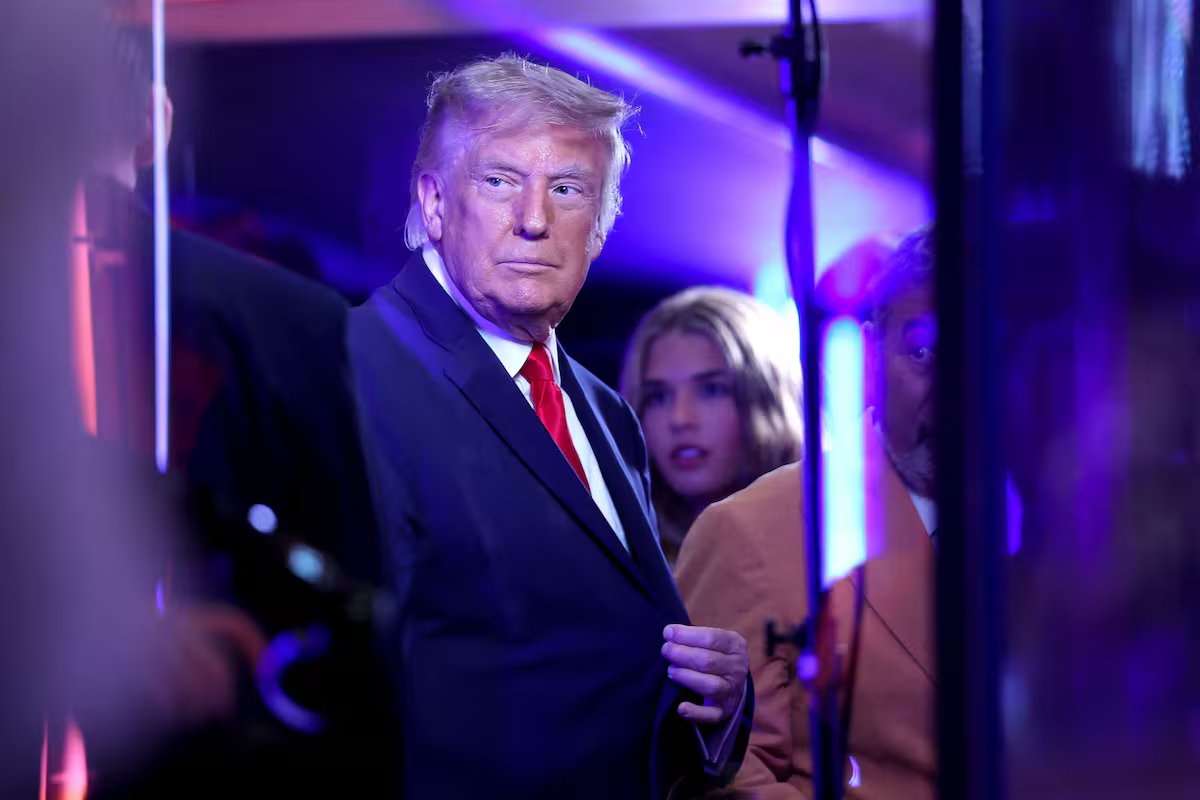 Donald Trump foi vaiado no Madison Square Garden durante a terceira final da NBA