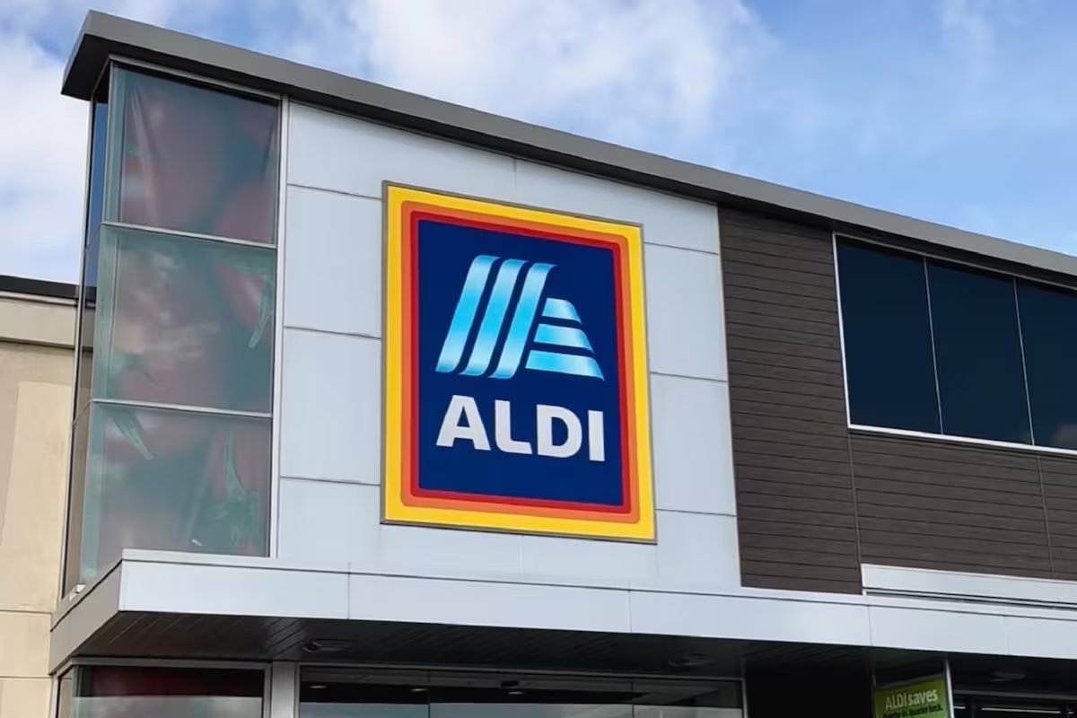 É oficial. frenesi com a chegada de uma nova loja Aldi em Nova Jersey em junho de 2026