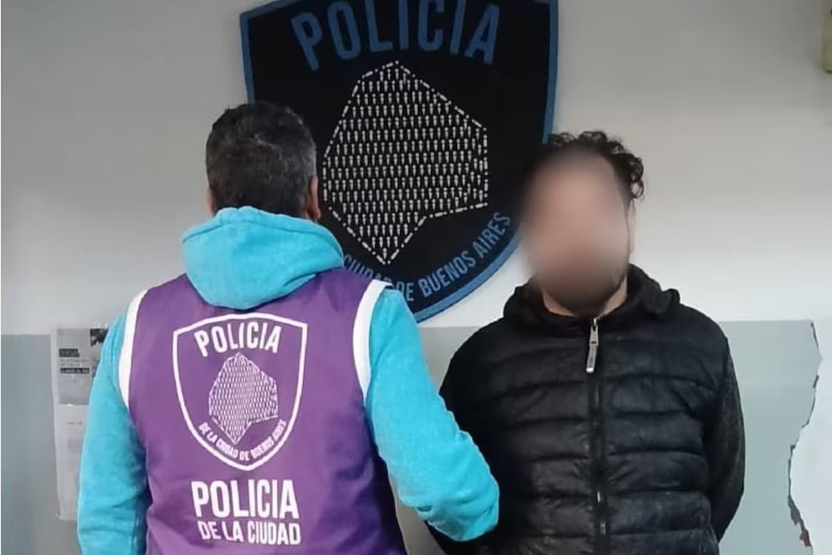 Eles prenderam um homem acusado de abusar de jovens durante falsos castings de modelos