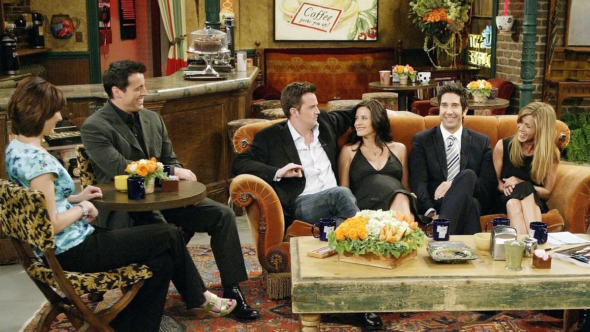Estrelas de ‘amigos’ que morreram: relembrando os membros do elenco e as estrelas convidadas que perdemos – Just Jared – Notícias e fofocas de celebridades