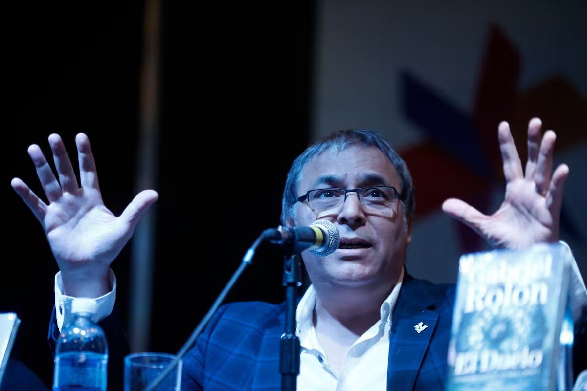Gabriel Rolon, psicólogo. “A felicidade te surpreende, mesmo que você lute, busque e se prepare, há uma pequena surpresa.”