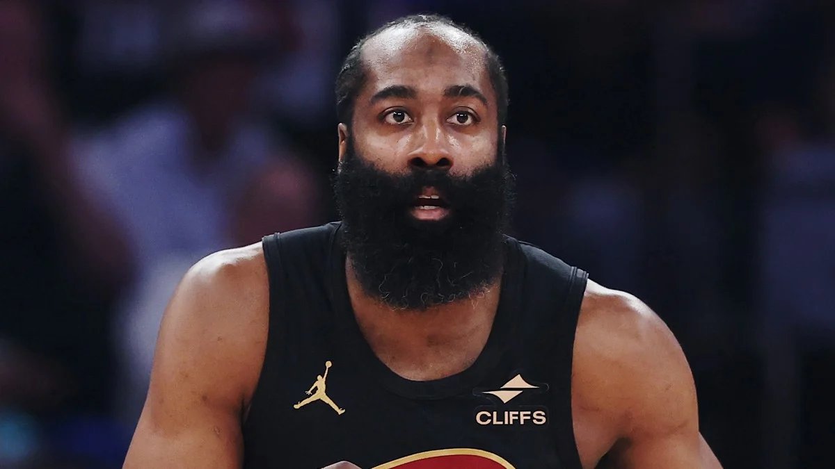 James Harden preso, acusado de porte ilegal de armas – Just Jared – Notícias e fofocas de celebridades