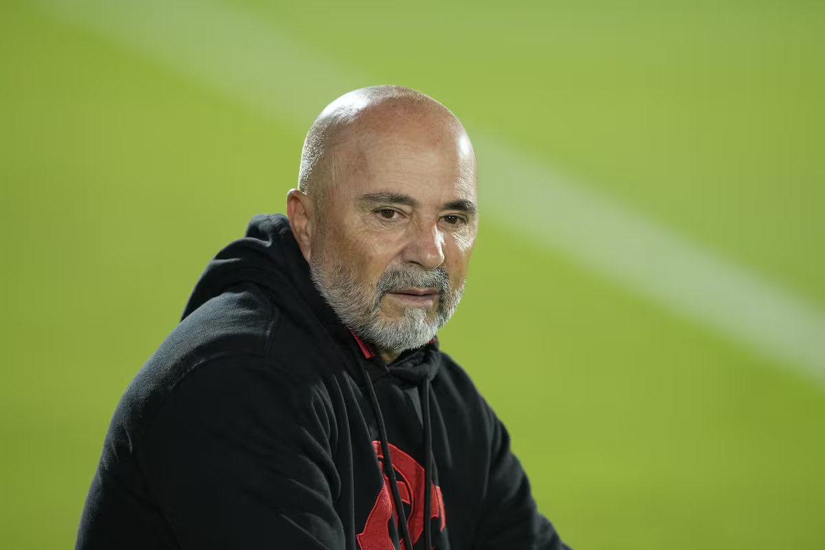 Jorge Sampaoli foi anunciado como o novo treinador do “Taleres de Córdoba”.