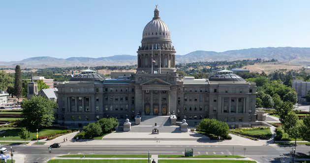 Juiz bloqueia lei de Idaho que criminaliza o uso de banheiro por transgêneros – Deseret News
