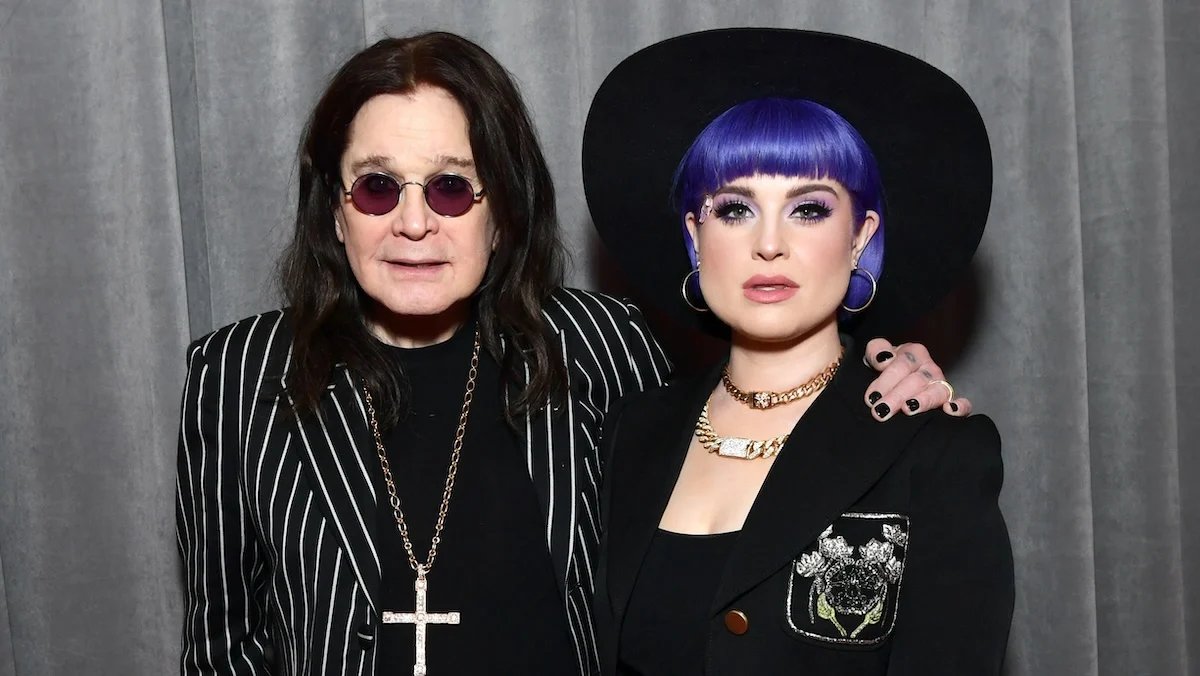 Kelly Osbourne compartilha comovente homenagem do Dia dos Pais ao falecido pai Ozzy Osbourne – Just Jared – Celebrity News & Gossip