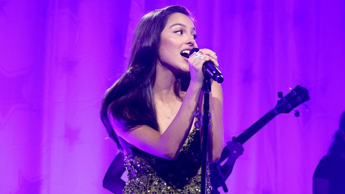 Letra de ‘Less’: Olivia Rodrigo Song relembra a última tentativa de salvar seu relacionamento e separação – Just Jared – Celebrity News & Gossip