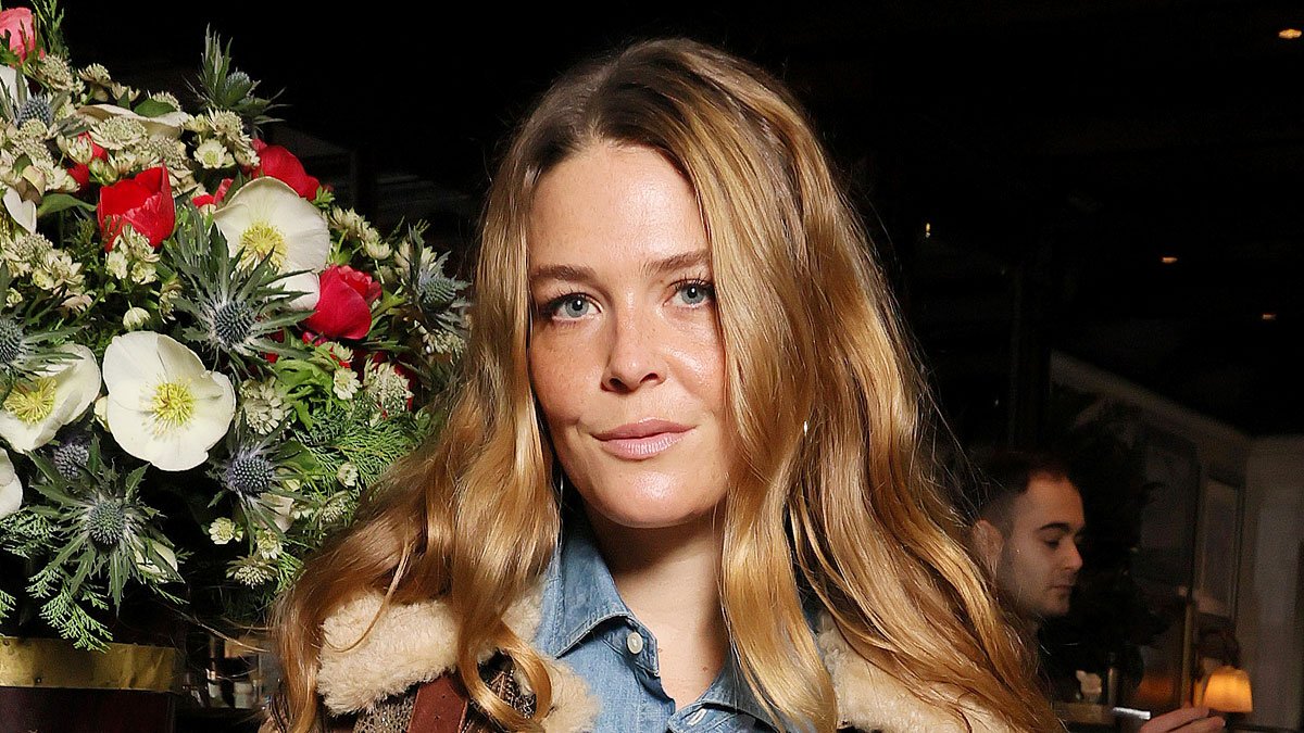 Maggie Rogers chama repórter do NYT por namorá-la enquanto ela tinha uma namorada secreta – Just Jared – Notícias e fofocas de celebridades
