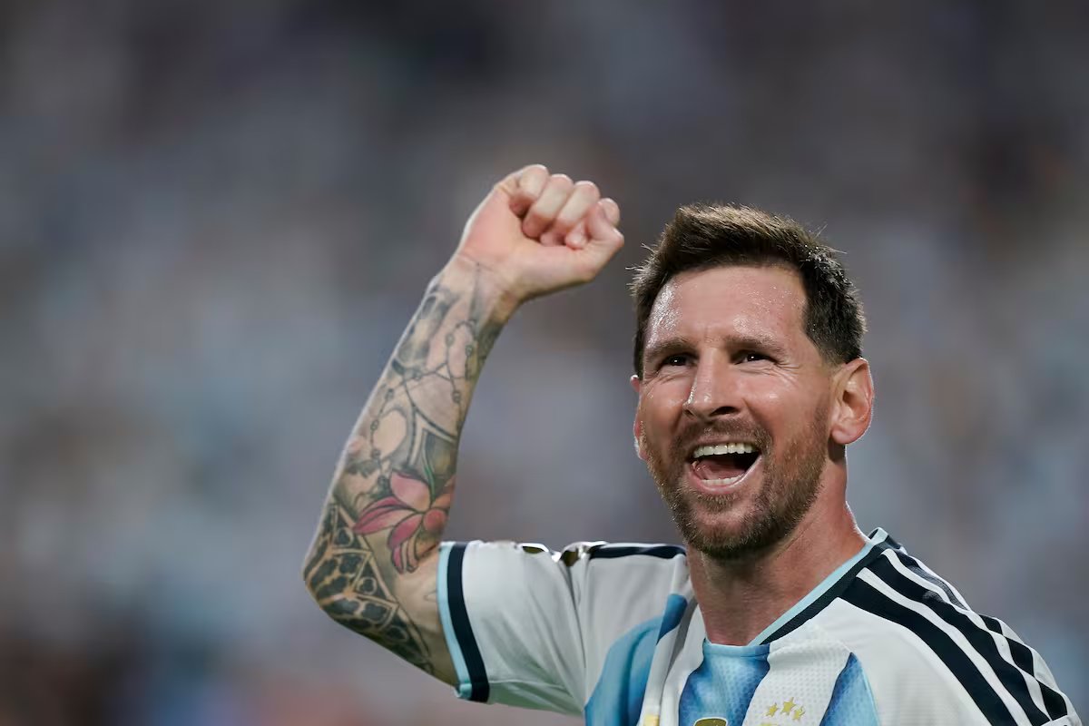 Messi, o recordista, o lendário capitão, o homem sensível