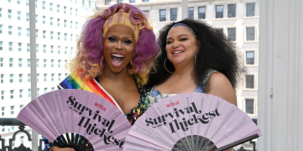 Michelle Buteau surpreende co-estrela de ‘Survival of the Thickest’ Peppermint no NYC Pride Drag Brunch – Just Jared – Celebrity News & Gossip