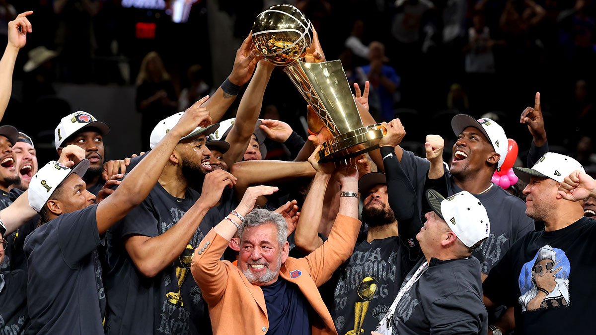 New York Knicks aceita convite de Trump para a Casa Branca, proprietário da equipe chama o presidente de amigo – Just Jared – Celebrity News & Gossip