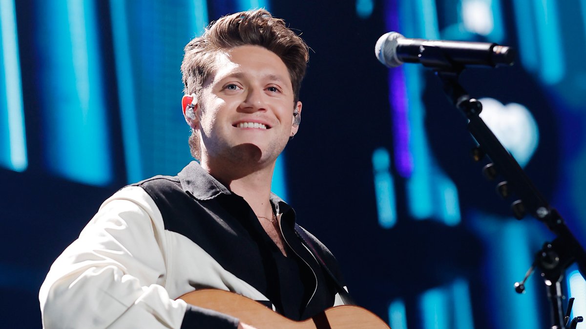 Niall Horan lança novo álbum ‘Dinner Party’ – Ouça agora! – Just Jared – Notícias e fofocas sobre celebridades