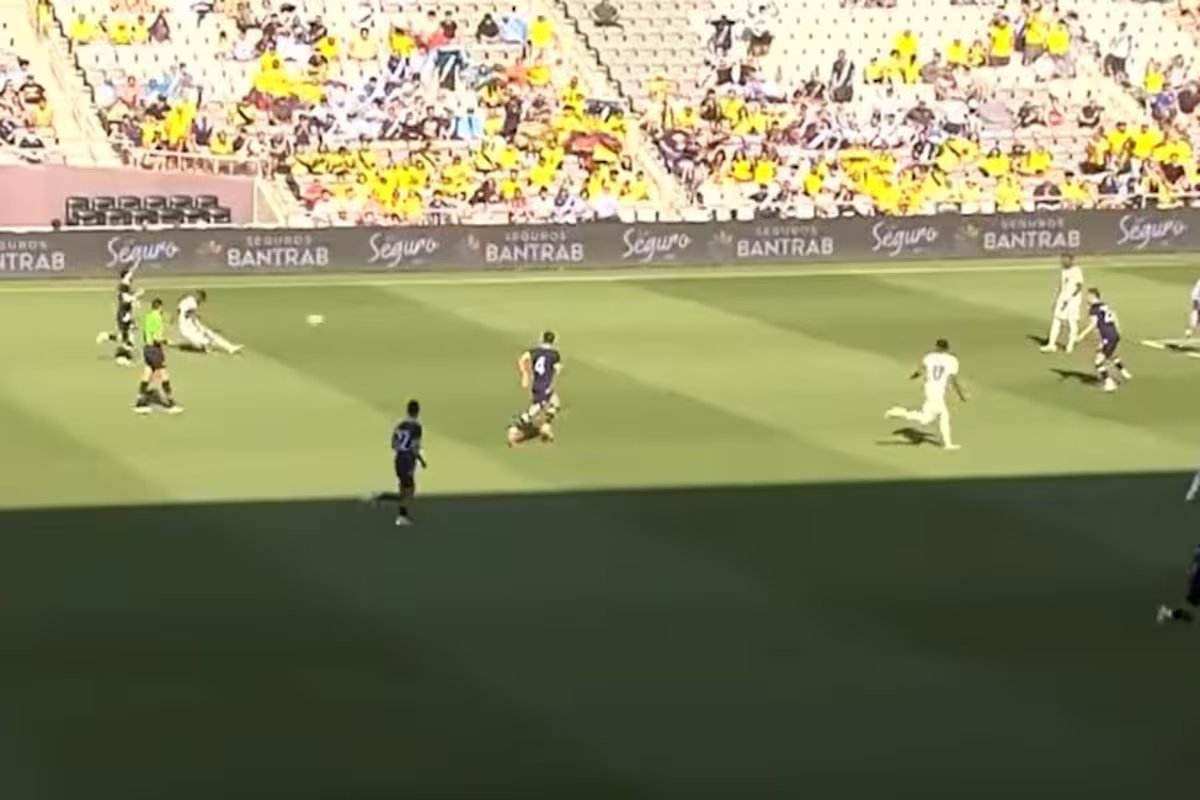 O Equador derrotou a Guatemala. tentaram opções, aproveitaram o erro do goleiro adversário e foram para a Copa do Mundo invictos há 19 jogos.
