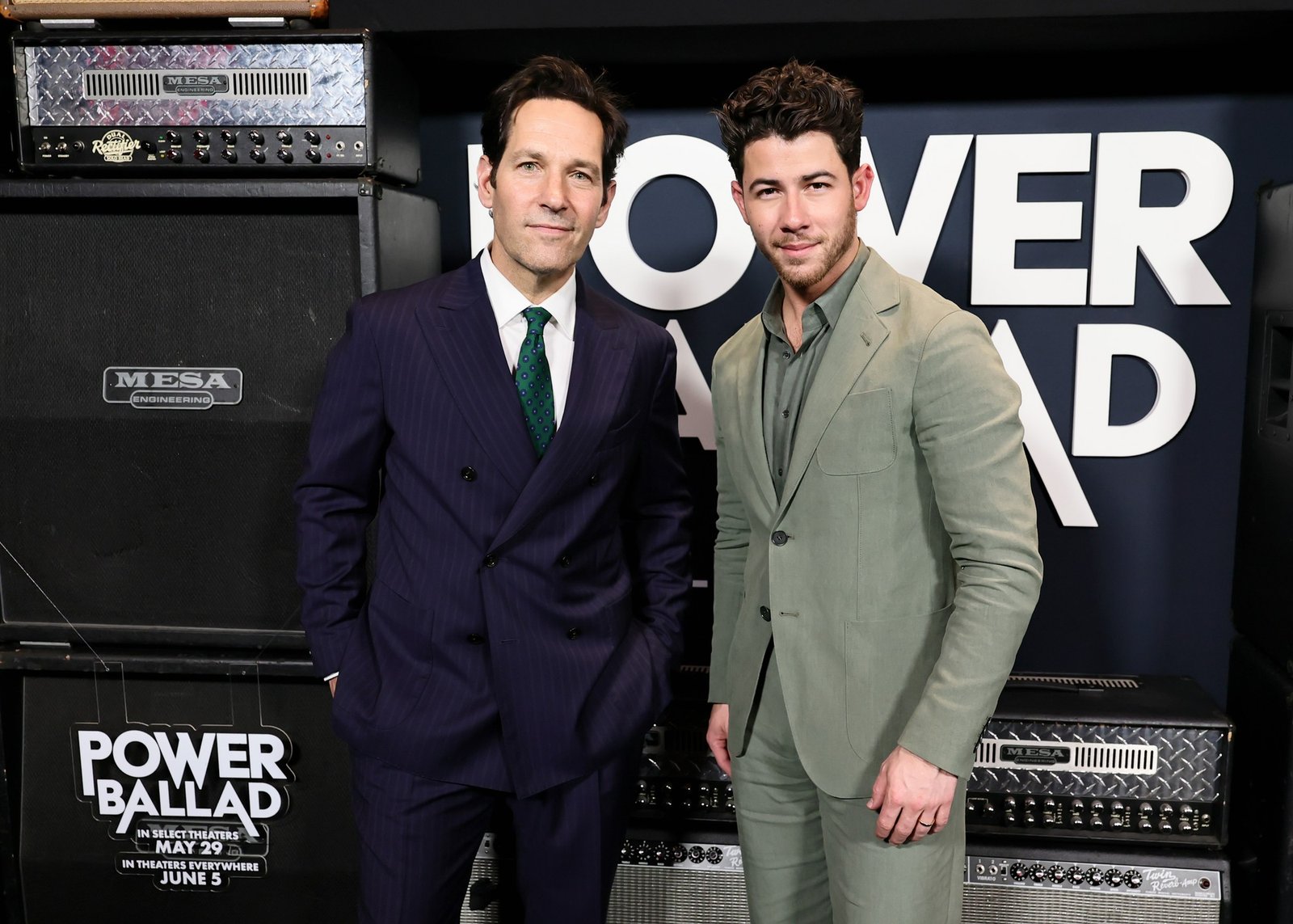 O novo filme “Power Ballad” (2026) tem cena de créditos finais? Aqui está o que você precisa saber – Just Jared – Notícias e fofocas sobre celebridades
