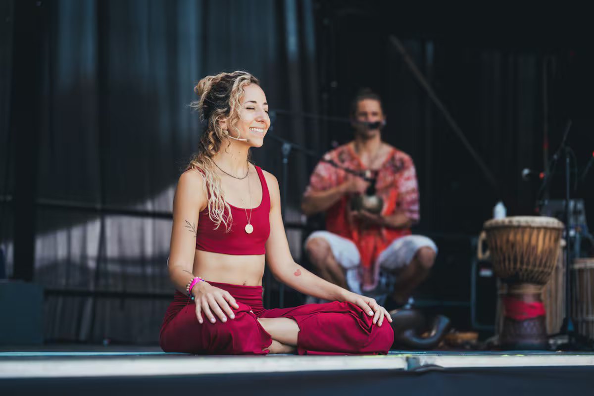 O primeiro Yoga Jam está chegando. o que é a experiência imersiva em Palermo