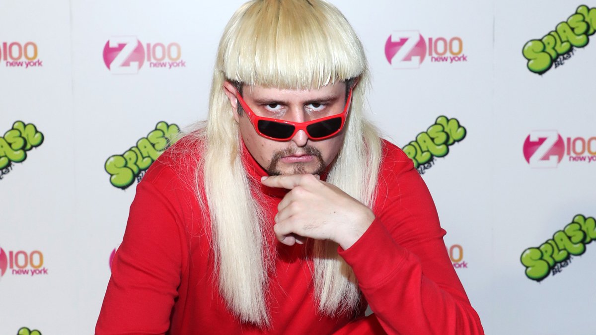 Oliver Tree disse que não daria ‘um centavo’ de sua herança para sua família vários meses antes de morrer – Just Jared – Notícias e fofocas de celebridades