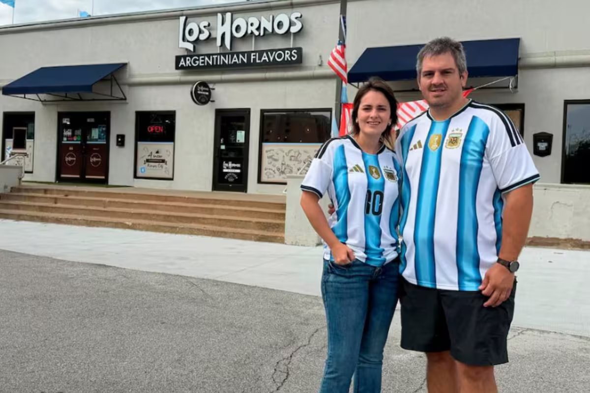 Os argentinos que migraram para o Kansas ficam encantados com a oferta barata e alertam quem irá à Copa do Mundo. “Você tem que estar pronto.”
