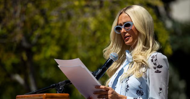 Paris Hilton e outros alegam abuso na escola Provo Canyon – Deseret News