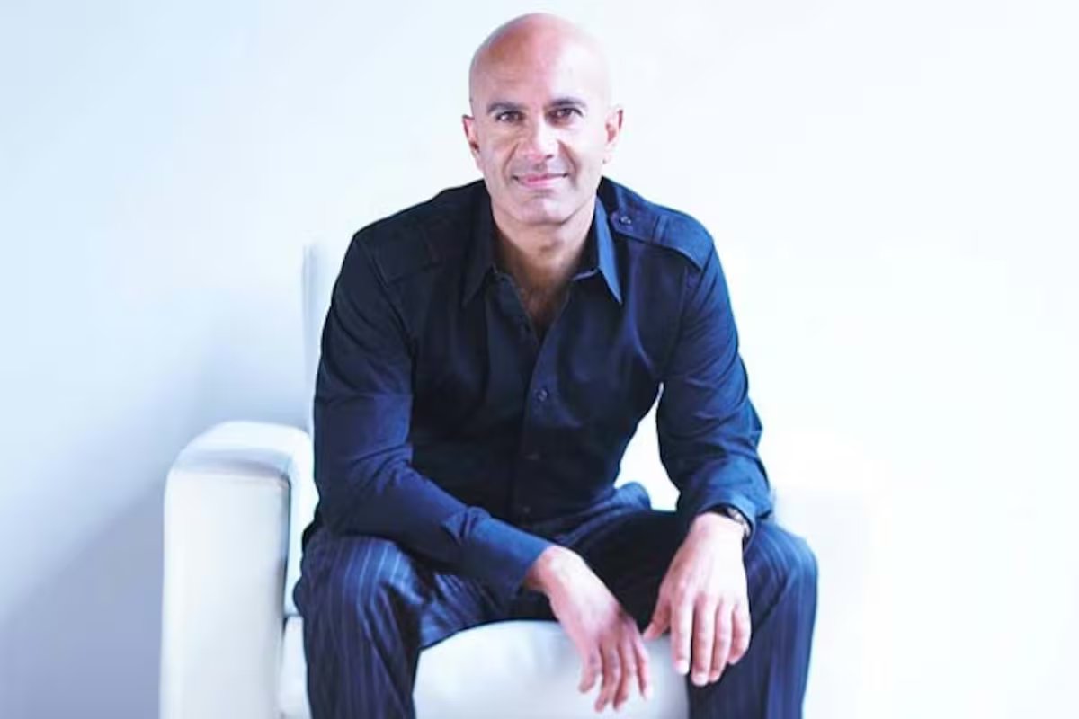 Robin Sharma, especialista em desenvolvimento pessoal. “É incrível como pessoas potencialmente brilhantes gastam seu tempo fazendo coisas medíocres, elas nunca recuperarão esse tempo.”