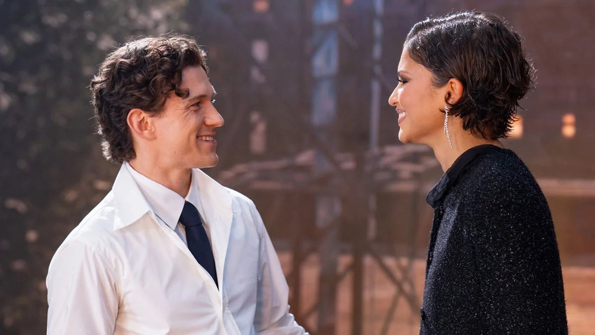 Tom Holland e Zendaya prontos para a festa de lançamento do trailer de ‘Homem-Aranha 4’ em Amsterdã – Just Jared – Celebrity News & Gossip