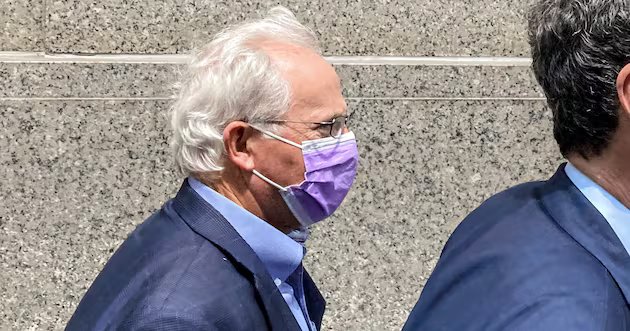 Trump perdoa ex-congressista republicano condenado por abuso de informação privilegiada – Deseret News