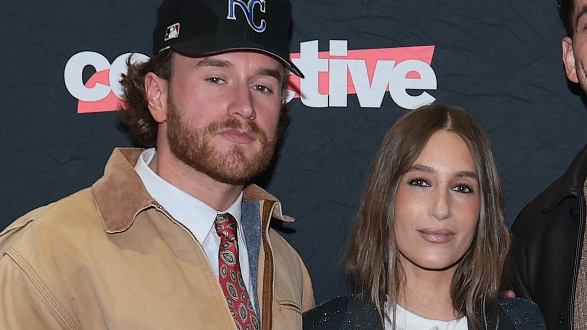West Wilson aborda os rumores de ‘país em fuga’ de Amanda Batula – Just Jared – Notícias e fofocas de celebridades
